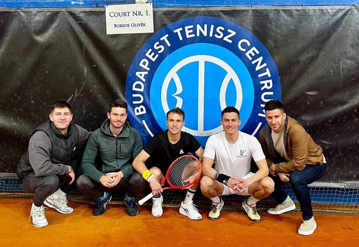 A sikeres csapat: Polonyi Patrick, Molnár Krisztián, Piros Zsombor, Balázs Attila és Szendrei Dániel (balról jobbra)