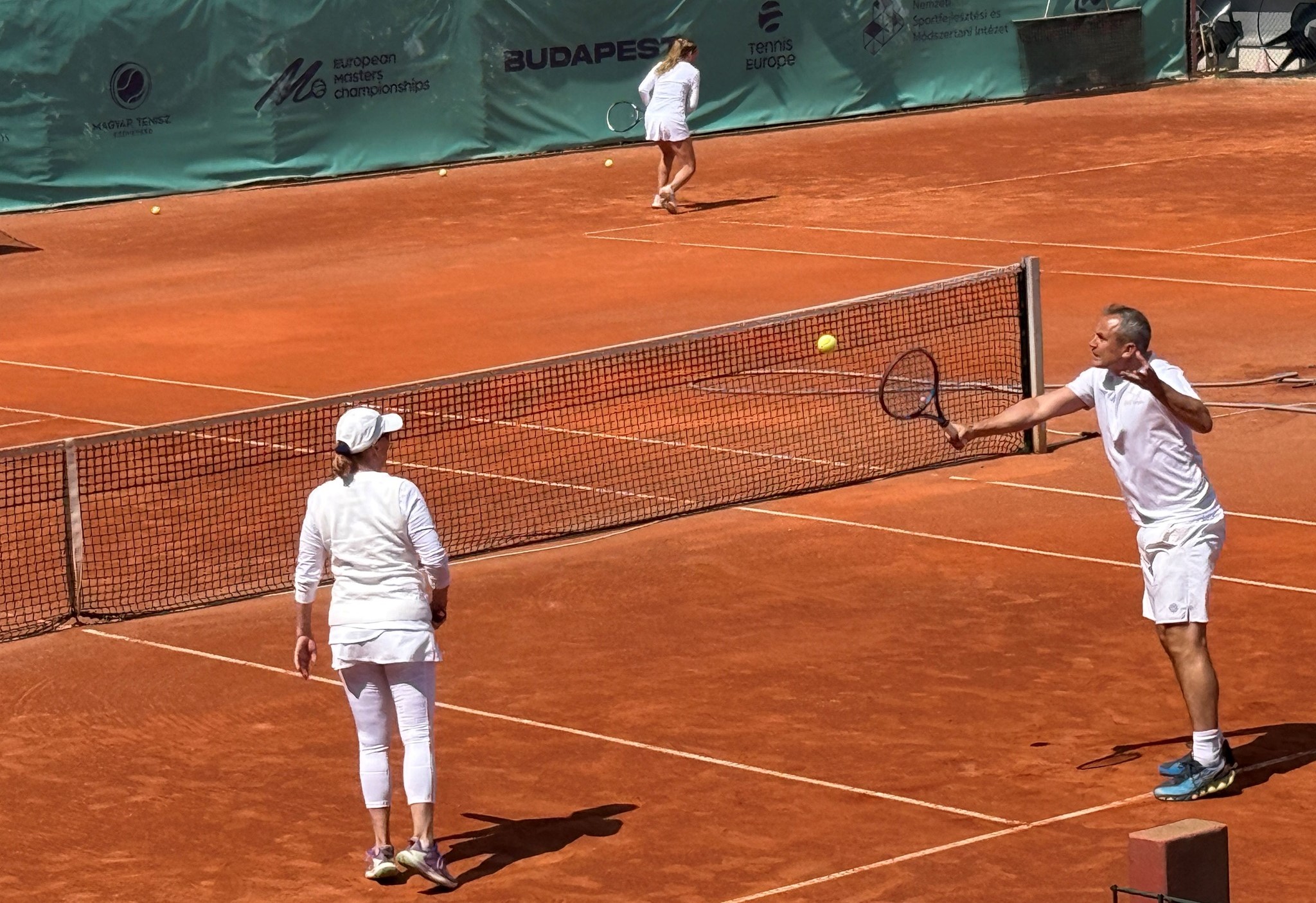 Az ILTC versenyein a fehér ruházat is a hagyományok őrzésére utal