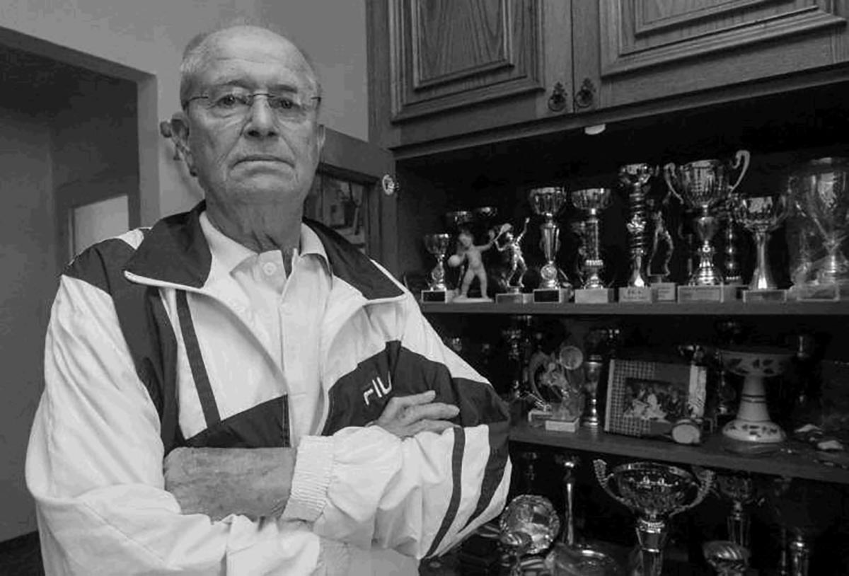 Néhai dr. Halmos Imre volt az 1975-ös bajnokcsapat edzője