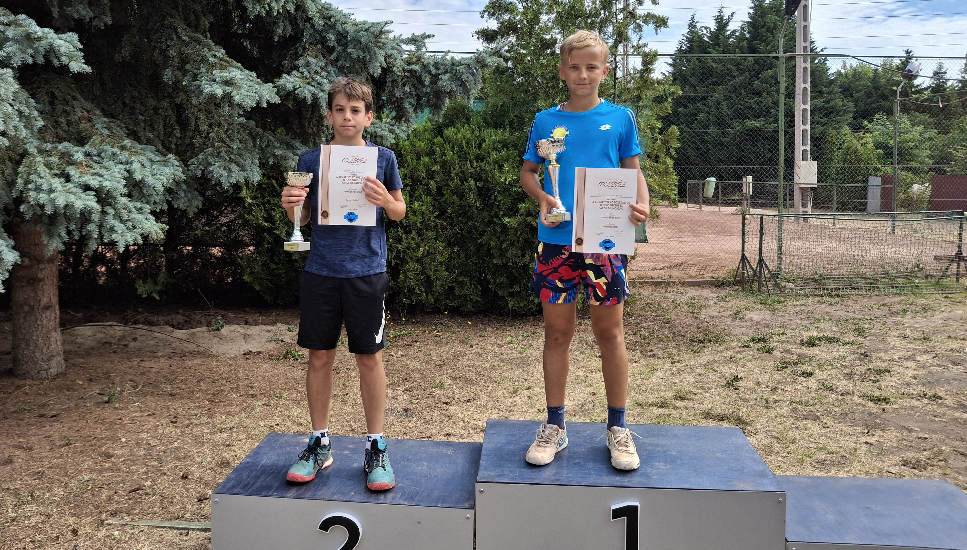 Szűcs Milán (balról) döntőzött az U14-es korosztály Budapet-bajnokságán június végén. Ez is a felkészülés része volt az U12-es nemzetközi tornákra