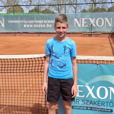 Czóbel berobbant az élmezőnybe